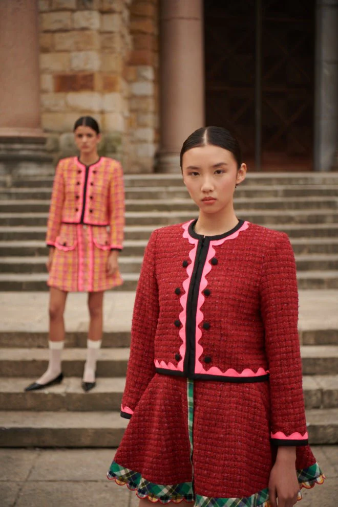 Kadupul Jacket Red - Image 3