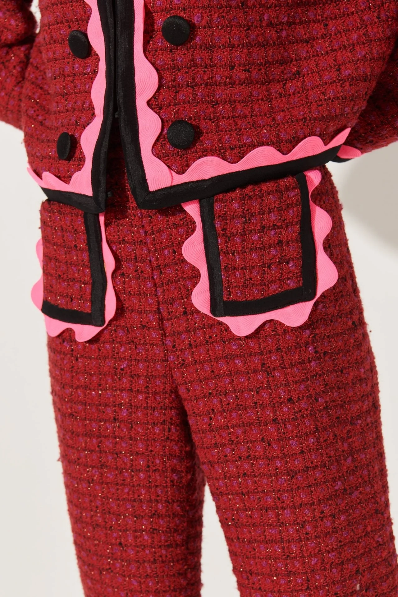 Kadupul Pants Red - Image 3