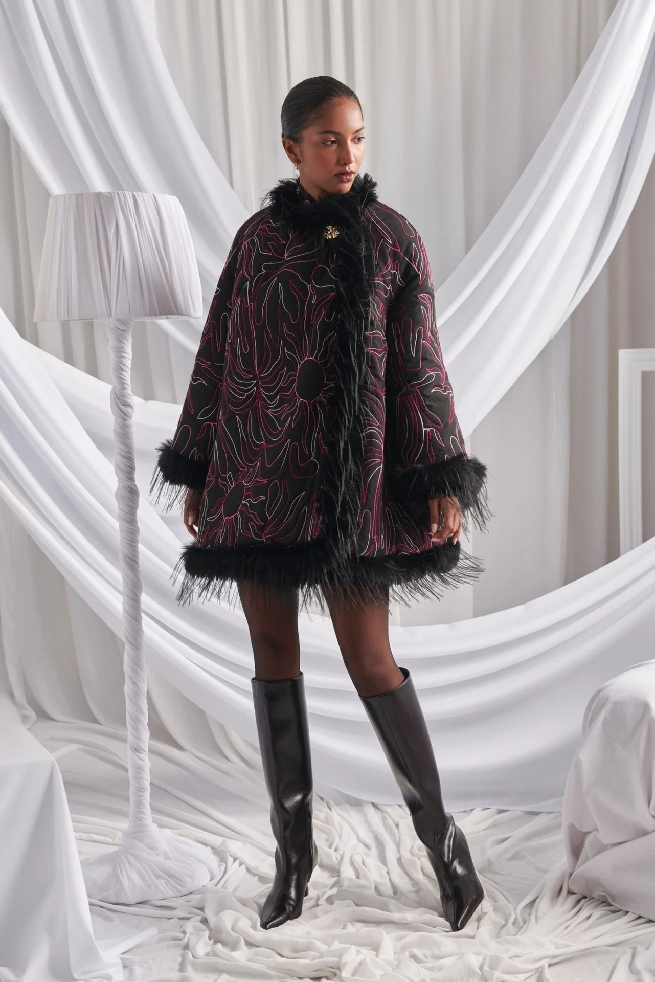 Zahrada Coat Black - Image 4